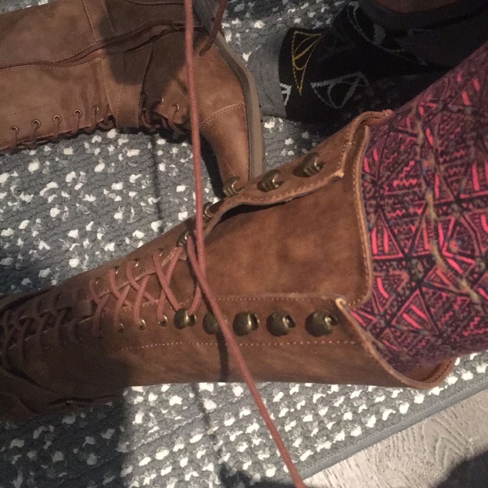 Mossimo Supply Co. Chestnut Lace-Up Combat Boots - Picture 4 of 4
